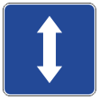 Дорожный знак 5.8 «Реверсивное движение» (металл 0,8 мм, III типоразмер: сторона 900 мм, С/О пленка: тип А коммерческая)